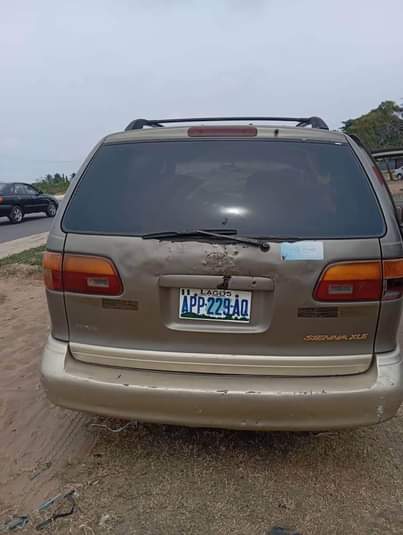 A picture of 9ka used sienna