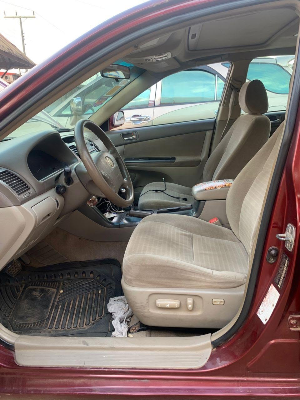 A picture of 2006 Toyota camry