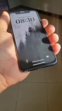 A picture of IPhone x