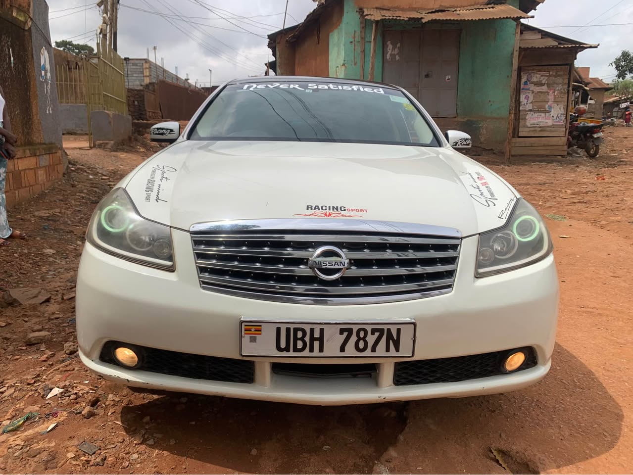 A picture of Nissan fuga GT