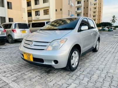 A picture of Toyota ist