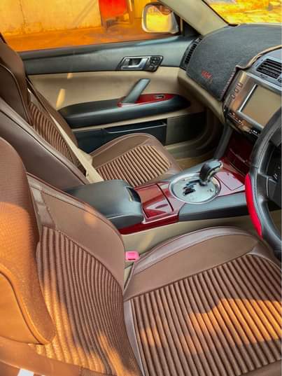 A picture of Car