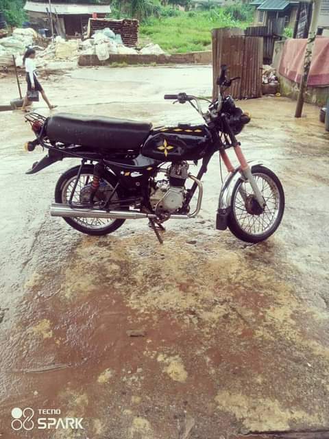 A picture of 2022 Bajaj Boxer