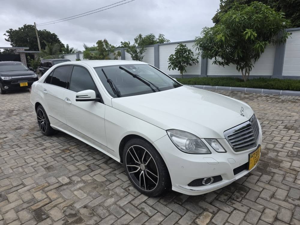 A picture of ON SALE Make MERCEDES BENZ E CLASS Model E300 Year.