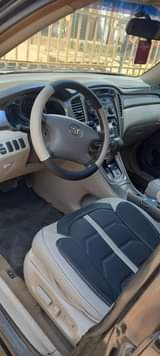A picture of Toyota Highlander 2004