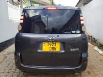 A picture of TOYOTA SIENTA DR NAILENGESHA KWA 7.5 TUU 0693124788