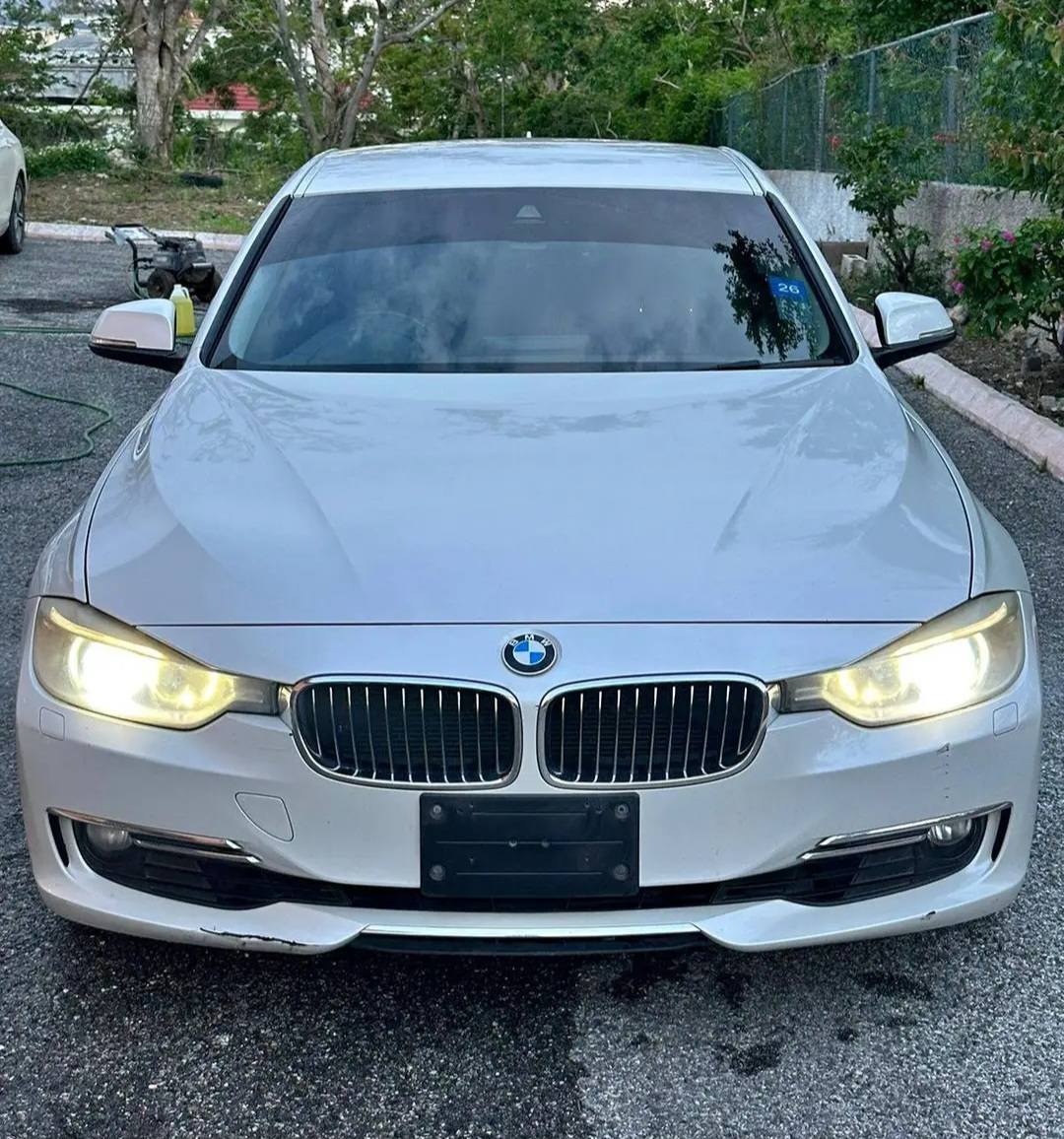 bmw 320i