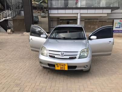 used toyota ist