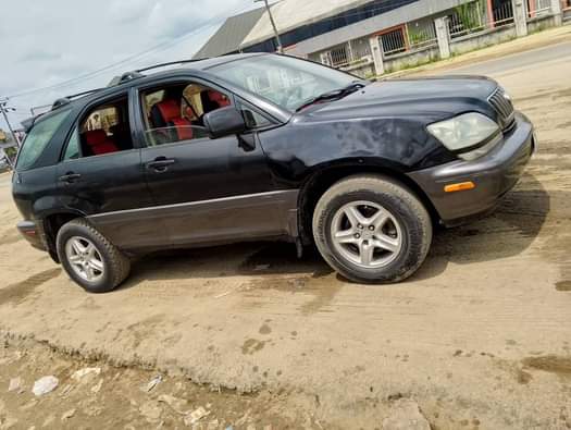 A picture of RX 300 FOR SALE Engine has Top noise Gear ok