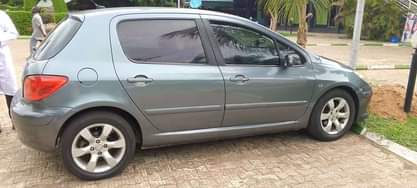 A picture of Peugeot 307 FIRSTBODY Dm or Call 07063306085 Beautiful in and
