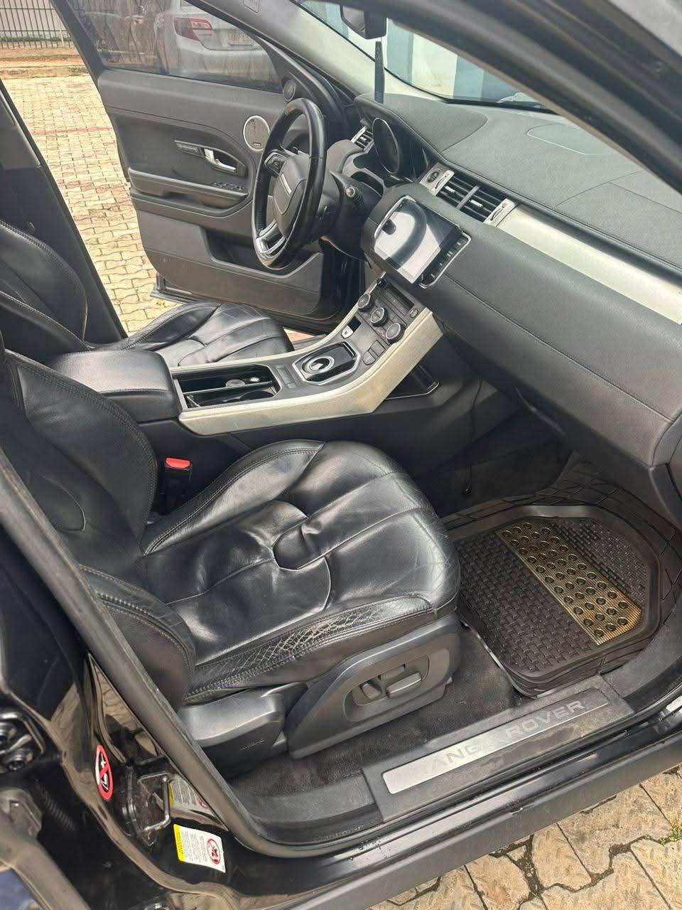 A picture of 2013 Range rover