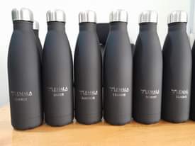 A picture of PLAIN AND CUSTOMISED BLACK AND WHITE VACUUM INSULATED FLASK AND