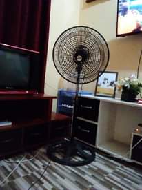 A picture of Fan kubwa sana upepo kama wote
