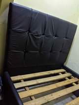 A picture of Bedsofa bei chee 170 tu mabibo mwisho 0679793749
