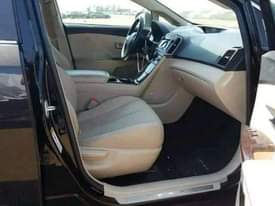 A picture of 2010 Venza Model