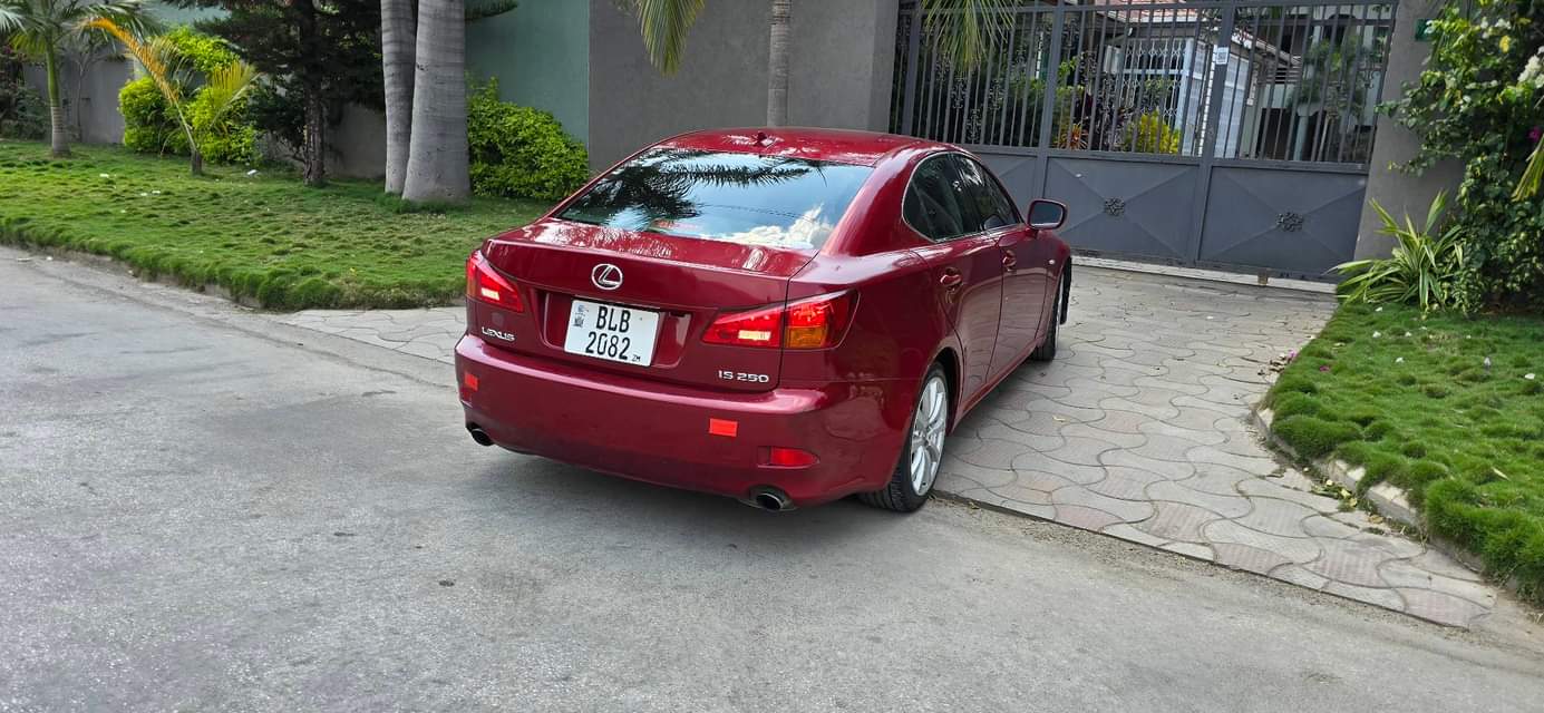 lexus