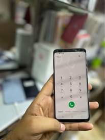 A picture of S9 clean 4 64gb