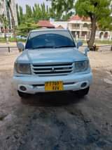 used mitsubishi pajero