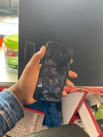 A picture of Iphone 8 64Gb storage 430k Inbox or call 0704701224