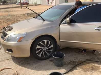 A picture of Distress sales Honda Accord Discussion continue 2007 model buy drive