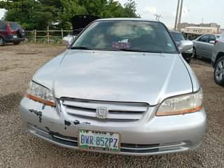A picture of Honda Accord 2002