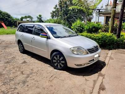 toyota fielder