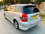A picture of Toyota wish