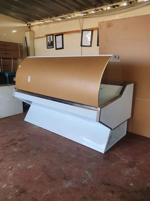classifieds/fridges