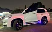 A picture of Toyota land cruiser v8
