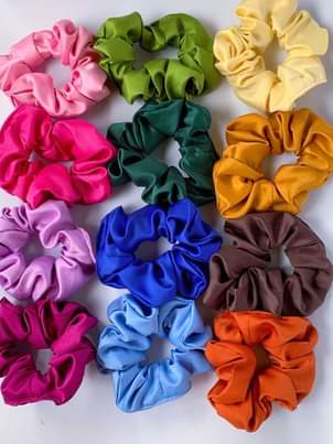 A picture of Hair scrunchies