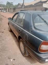 A picture of Nissan Sunny Manual drive. Sound Engine and Gear Clean In