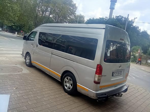 used toyota quantum