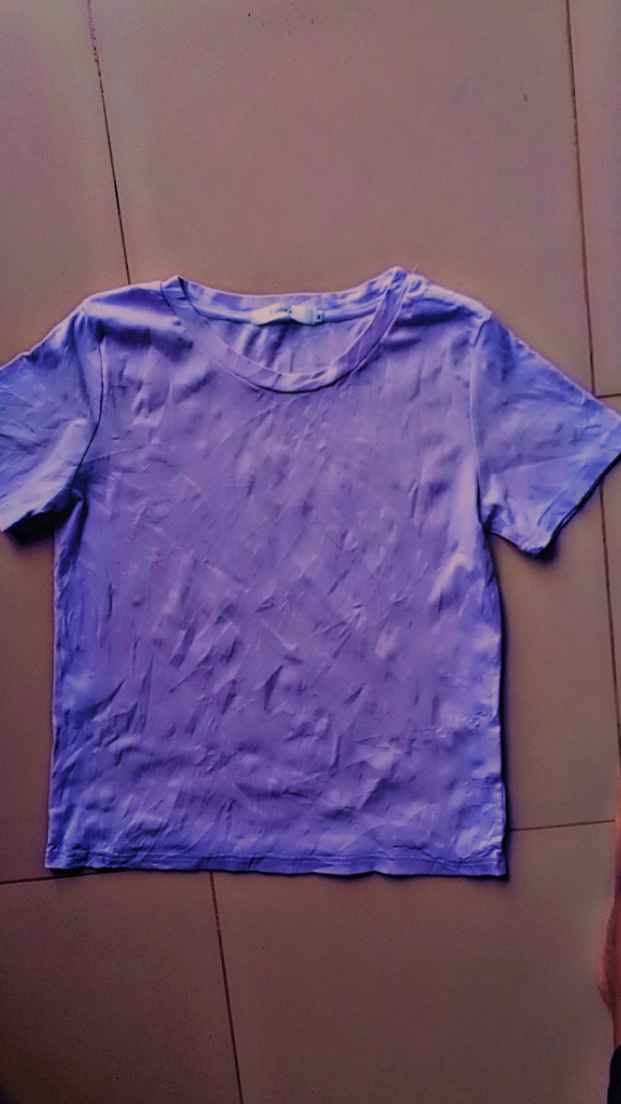 A picture of Ladies tops