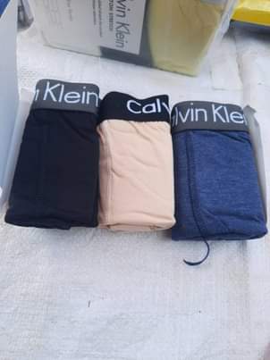 A picture of Calvin klein versage D or nike