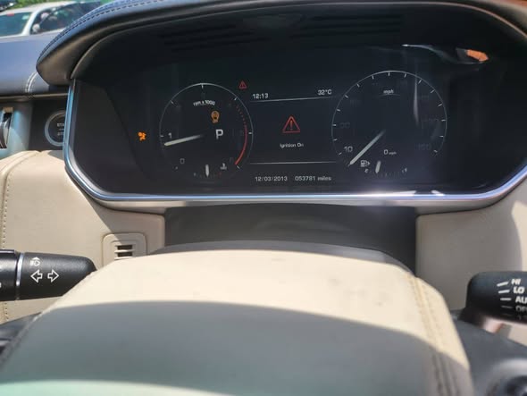 A picture of Range rover vogue diesel model 2014 for sale
