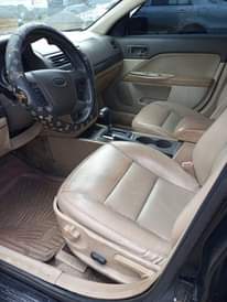 A picture of 2007 model Ford salon car Engine silent Gear perfect Suspension