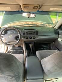 A picture of Toyota Camry 04