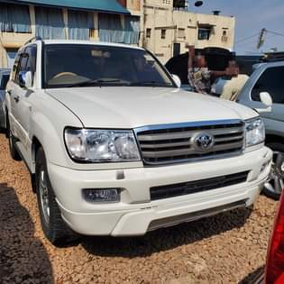 A picture of V8 2004 40M