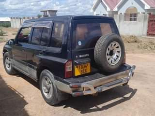 A picture of SUZUKI ESCUDO OLD 0685136087