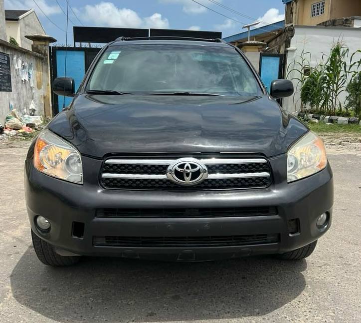 A picture of 2008 TOYOTA RAV4 FOR SALE