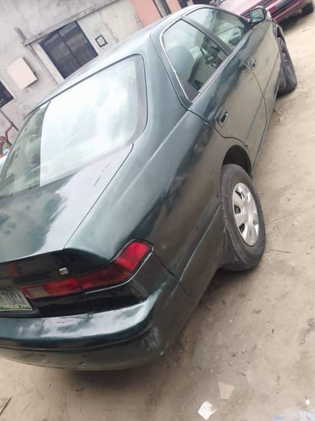 A picture of 2001 Toyota Camry tinny light for sale engine silent gear