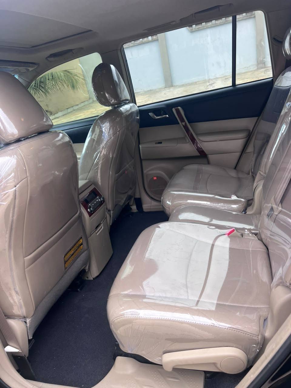 A picture of Toyota highlander limited edition 2013 Full option