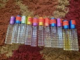 A picture of I sell oil perfumes