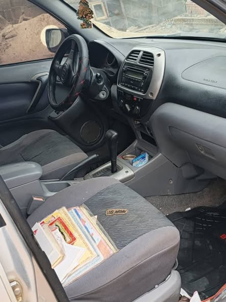 A picture of Toyota rav4 3005