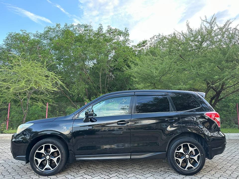 A picture of SUBARU FORESTER SJ5