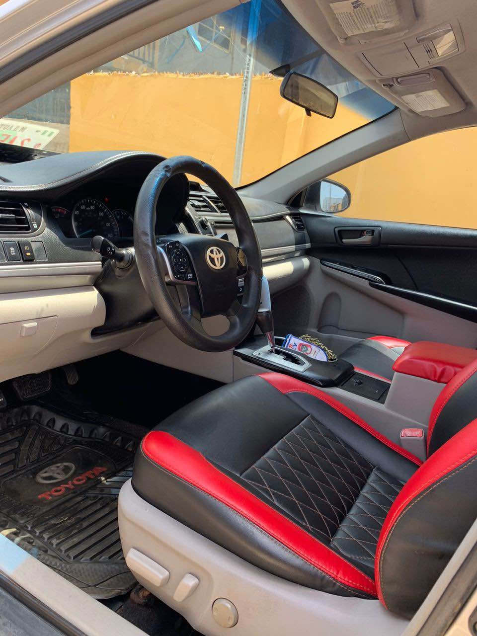 A picture of Toyota Camry 2012