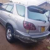 A picture of Toyota Harrier 17m