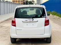 A picture of TOYOTA RACTIS 2007 CC1290 PUSH TO START ONLY 13 8M