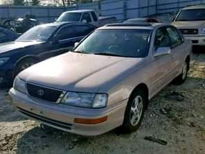 A picture of URGENT BUYERS ONLY 0813 048 8771 CLEAN TOKUNBO TOYOTA AVALON
