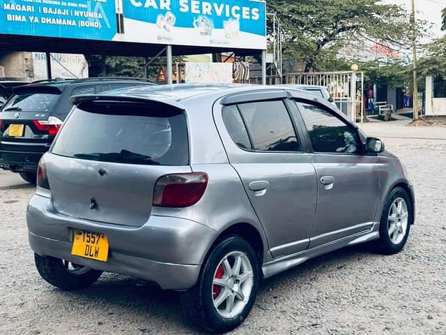 A picture of VITZ OLD